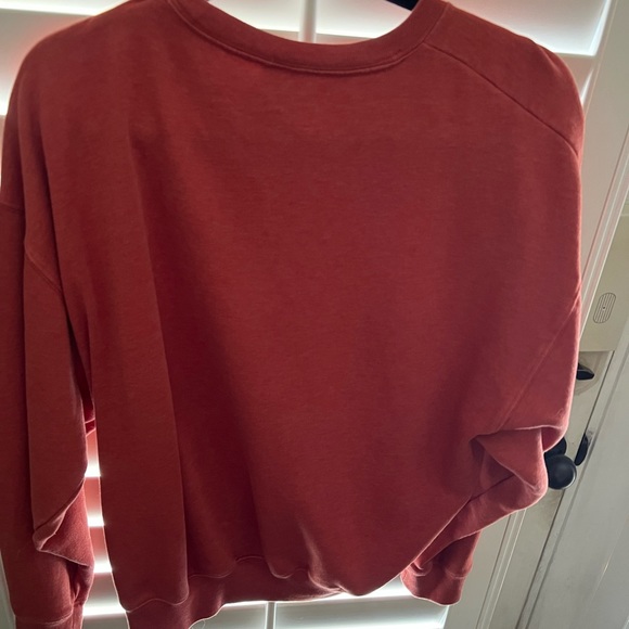 EVERYDAY FLEECE RELAXED CREWNECK SWEATSHIRT - Picture 2 of 5